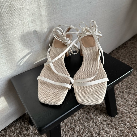 Open Toe Strap Heels - Picture 3 of 11